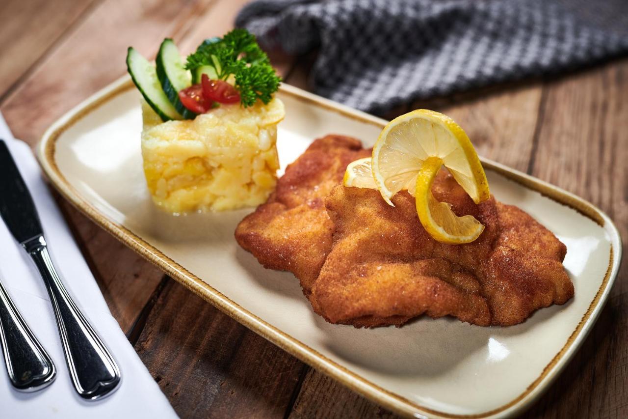 Der Schwan Hotel & Restaurant Schwanstetten 외부 사진