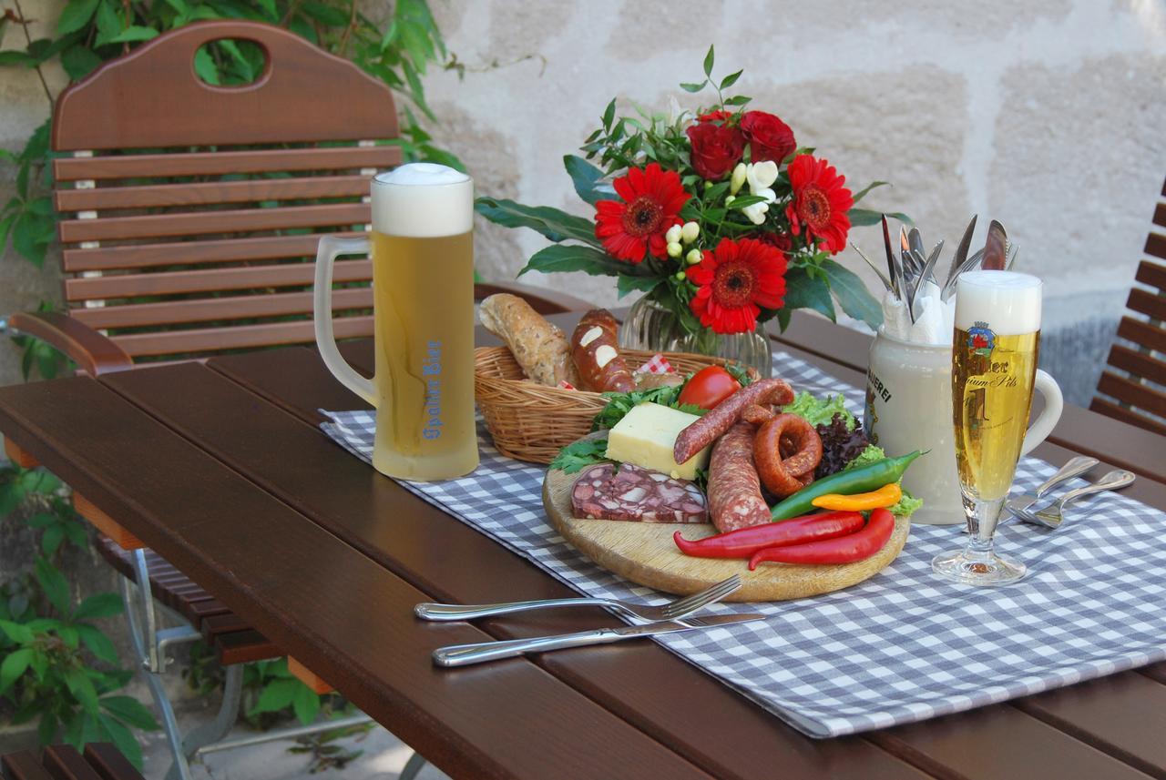 Der Schwan Hotel & Restaurant Schwanstetten 외부 사진